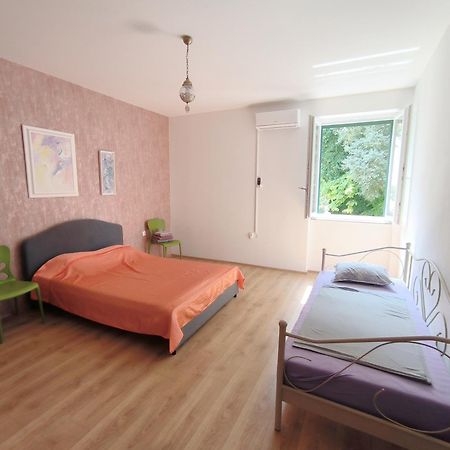 Bright And Colourful Apartment Luce -Sandy Beach Split Luaran gambar