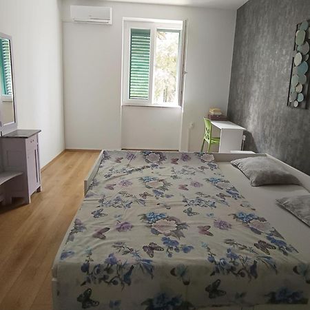 Bright And Colourful Apartment Luce -Sandy Beach Split Luaran gambar