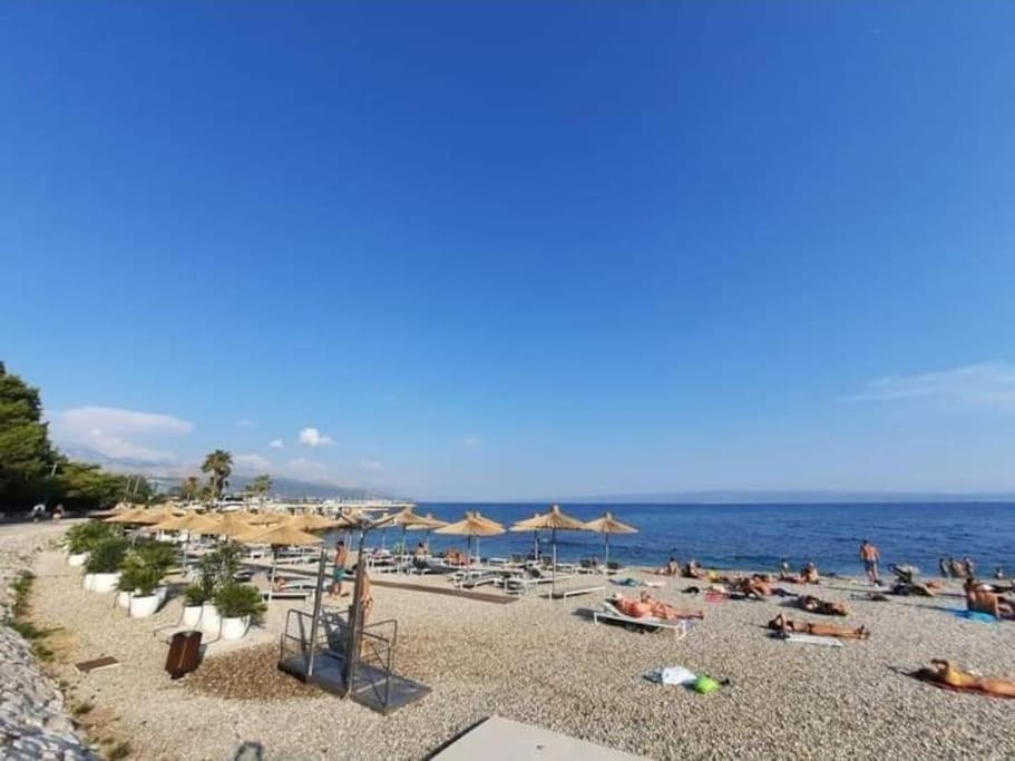 Bright And Colourful Apartment Luce -Sandy Beach Split Luaran gambar